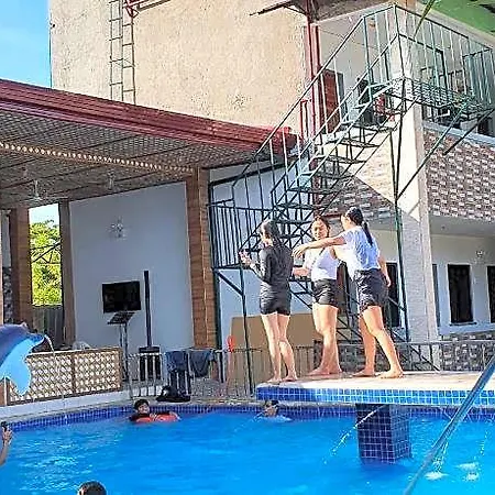 Aosmecpoolcamp Hotel