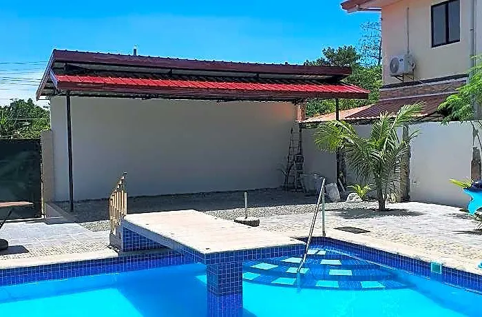 Aosmecpoolcamp Hotell 4*