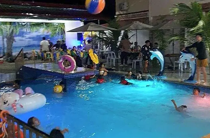 Hotell Aosmecpoolcamp 4*