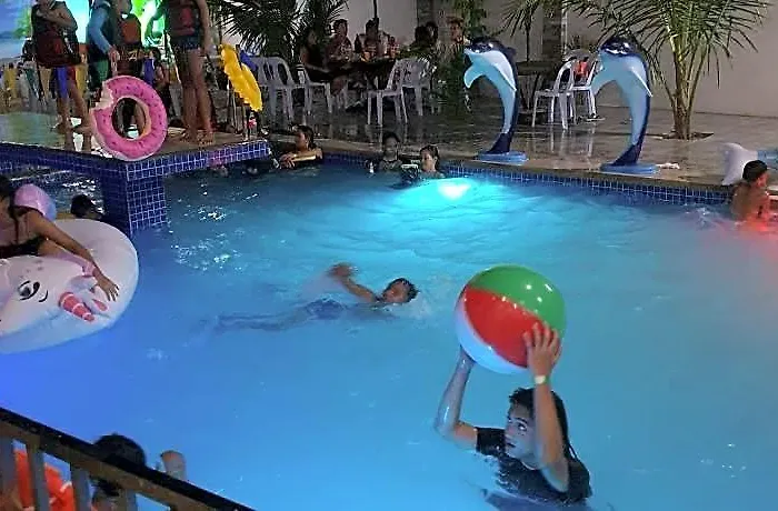 Hotell Aosmecpoolcamp